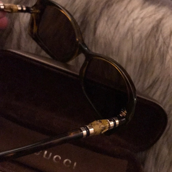 **Gifted**Gucci Sunglasses - Picture 5 of 8